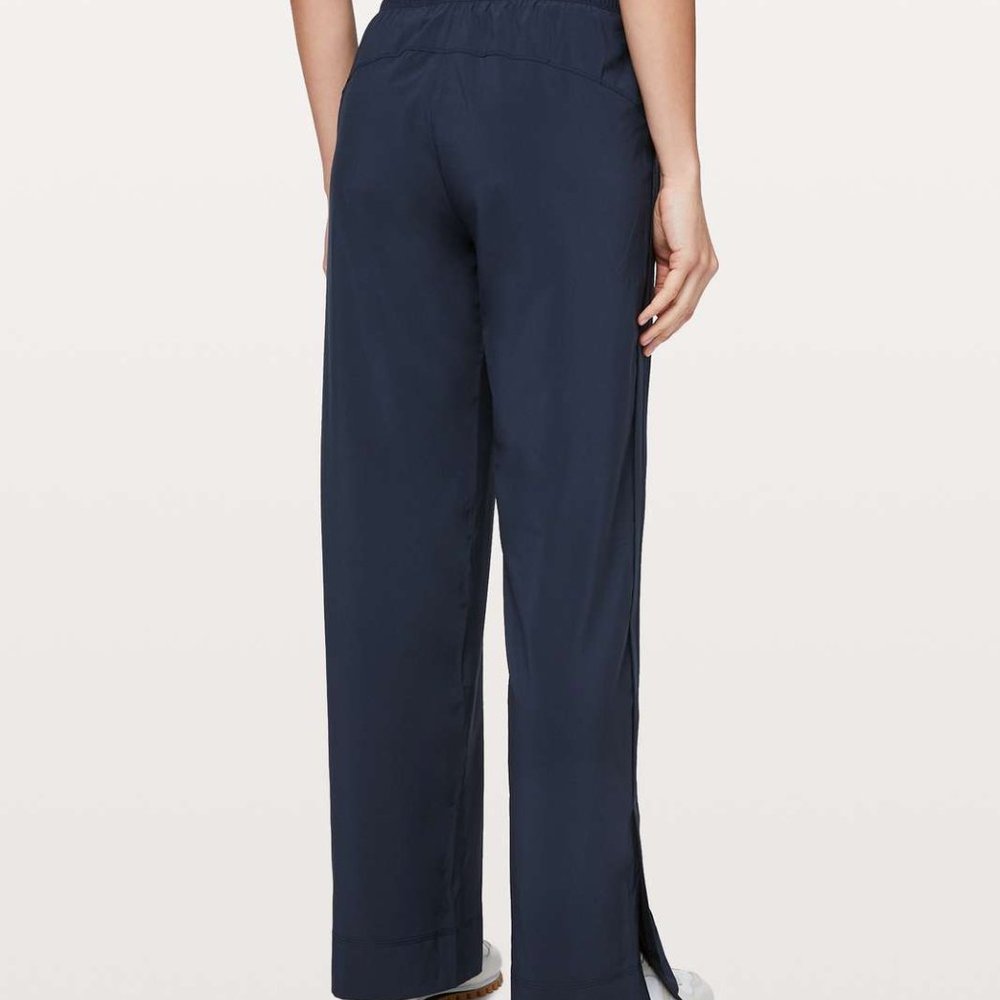 Lululemon Wanderer Navy Wide Leg Pant 10